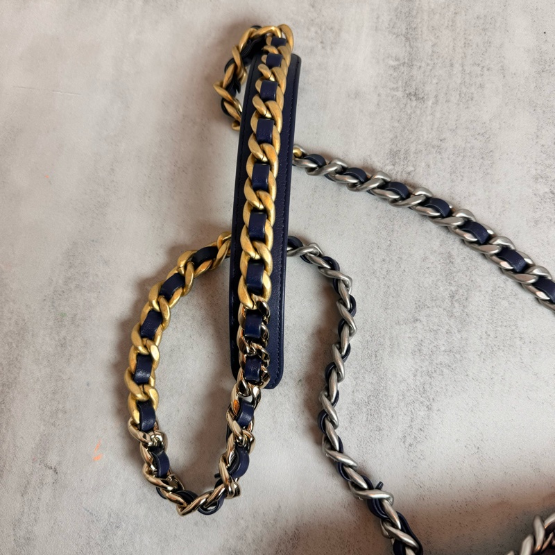 chanel 藍色牛仔 19包 銀鍊 26x8x16CM-20