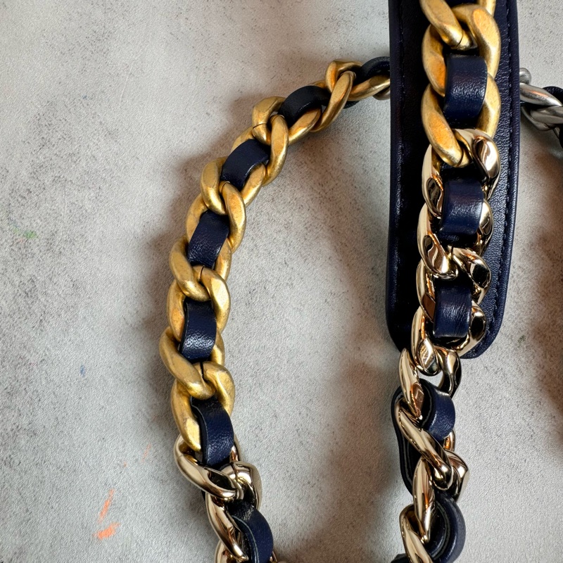 chanel 藍色牛仔 19包 銀鍊 26x8x16CM-21