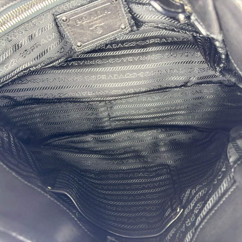 Prada 中古軟皮掀蓋手提包-17