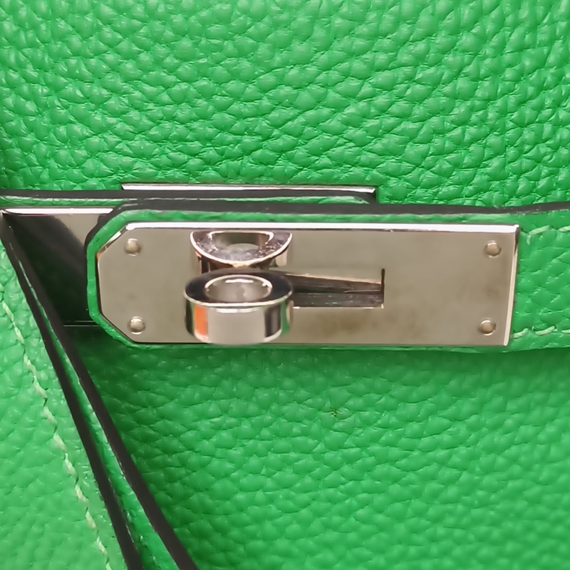 HERMES SoKelly26竹子綠Togo皮X刻銀扣肩背包-4