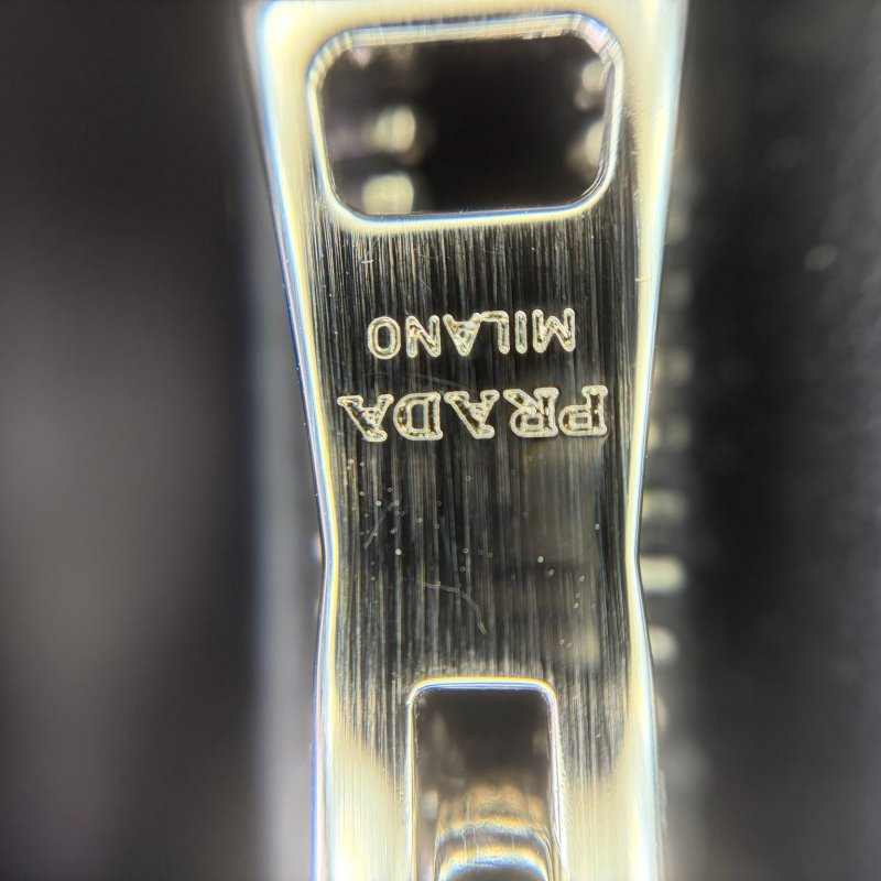 普拉達 亮面皮革鍊條包-16