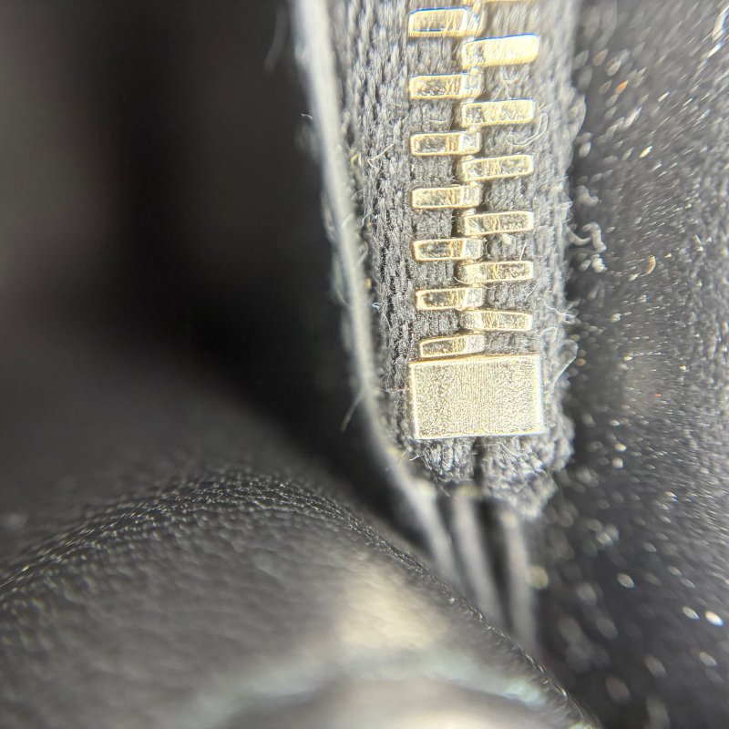 普拉達 亮面皮革鍊條包-19