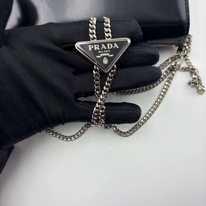 普拉達 亮面皮革鍊條包-20