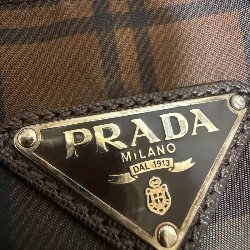 PRADA 咖啡 格紋  尼龍 鎖頭 行李袋 登機包 登機袋 手提包 購物袋 肩背包 側背包-19