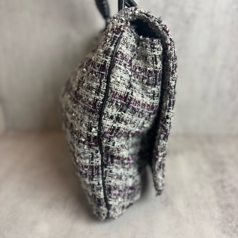 chanel 灰底紅黑格紋 羊毛 斜紋 軟呢 黑皮串銀鏈-3