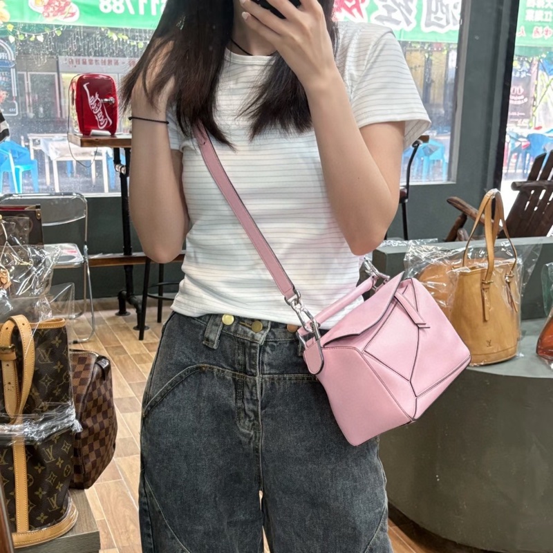 S級 98成新 Loewe 幾何粉色puzzle小號-4