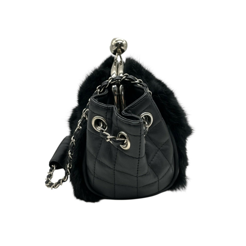 香奈兒黑色絎縫皮草皮革單背包,配銀色五金配件,女士款-5