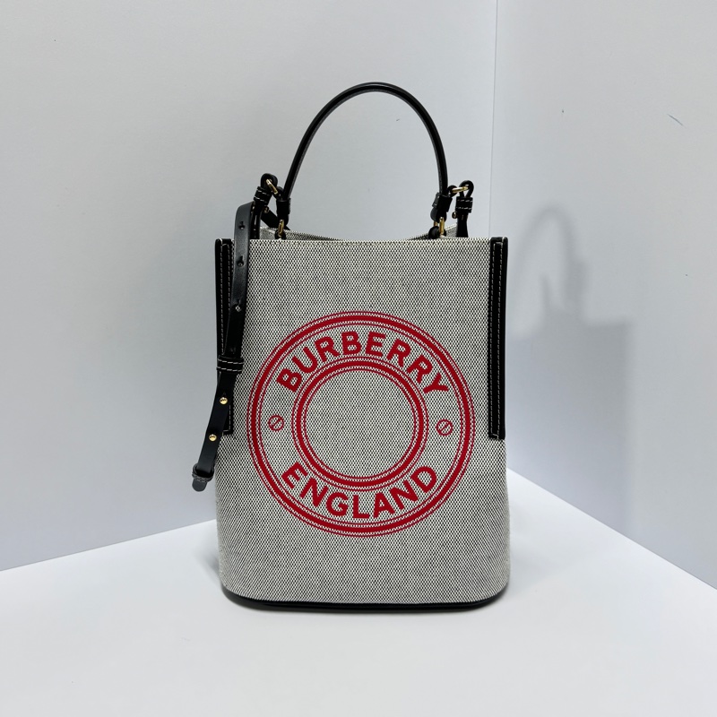 【全新品🎁】 Burberry 專櫃新款 水桶包 斜背包 （專櫃83,000）-2