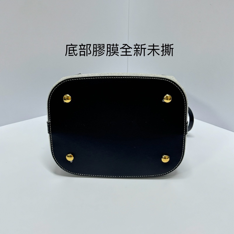 【全新品🎁】 Burberry 專櫃新款 水桶包 斜背包 （專櫃83,000）-6