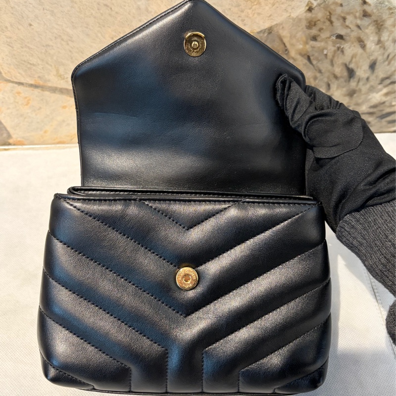 YSL 黑金牛皮LOULOU-TOY-9