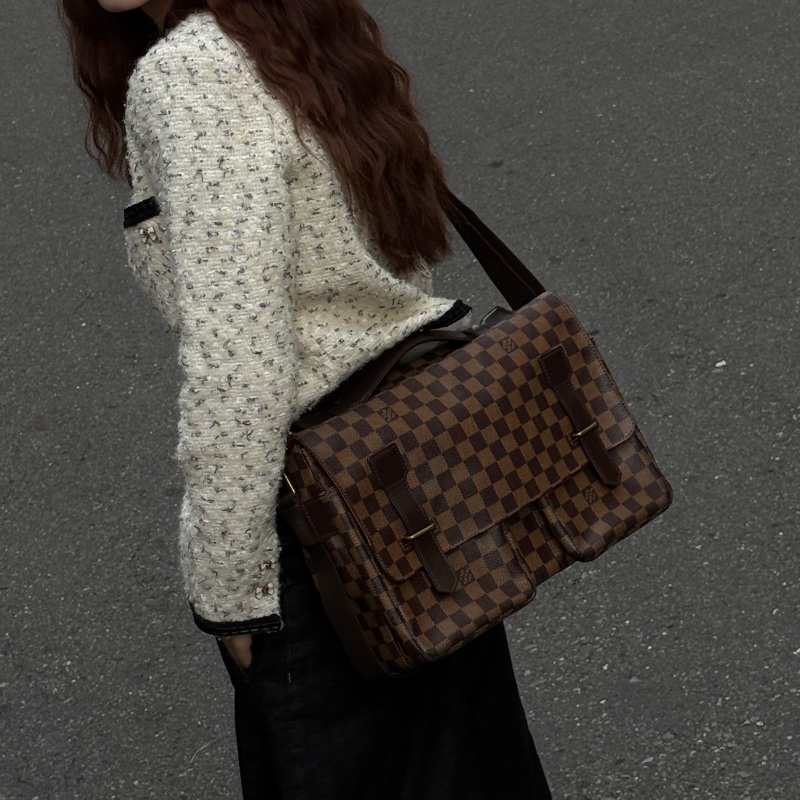 【極新🎁】 LV Damier 棋盤格 郭富城包 郵差包 （專櫃11.7萬）-4