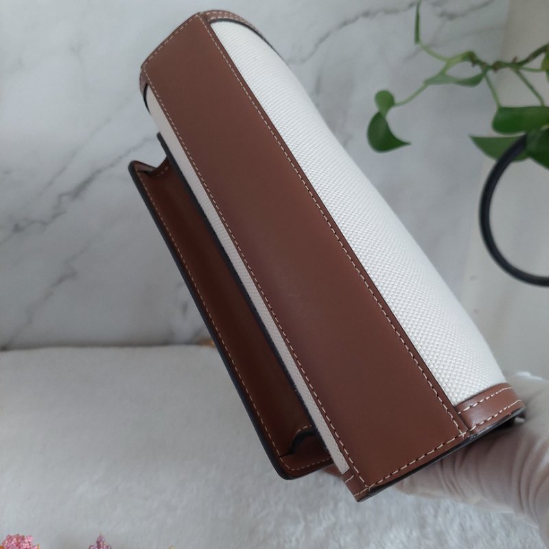 BURBERRY 巴寶莉 🎀實拍 🎀字母帆布拼皮革手提/斜背兩用包(米白x木棕色)Mini~近新閒置品-28