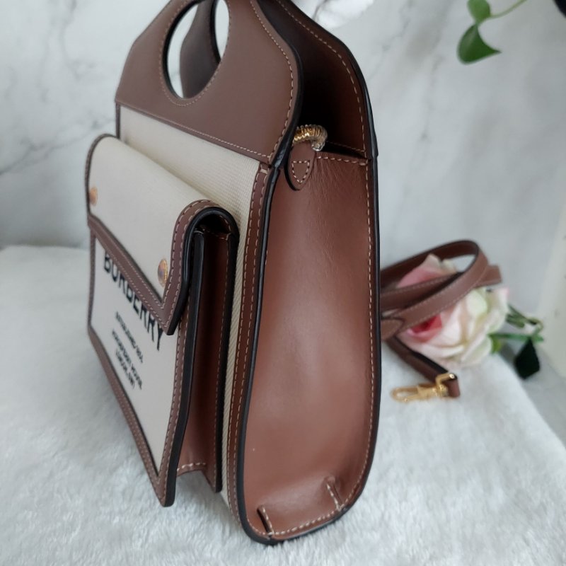 BURBERRY 巴寶莉 🎀實拍 🎀字母帆布拼皮革手提/斜背兩用包(米白x木棕色)Mini~近新閒置品-30