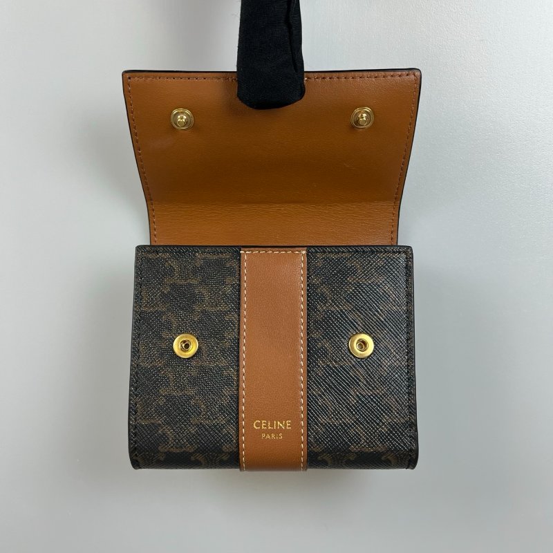 CELINE 老花三折短夾-6