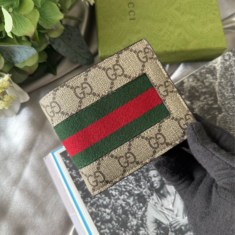 Ophidia GG 塗層帆布綠紅對開8卡短夾(米色/烏木色)-3