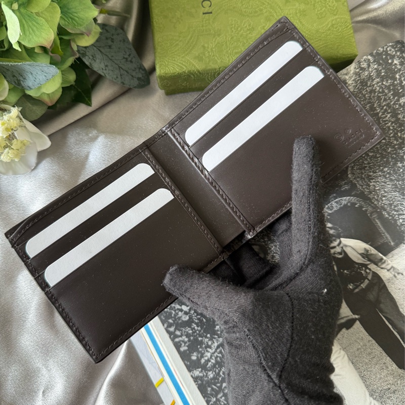 Ophidia GG 塗層帆布綠紅對開8卡短夾(米色/烏木色)-4