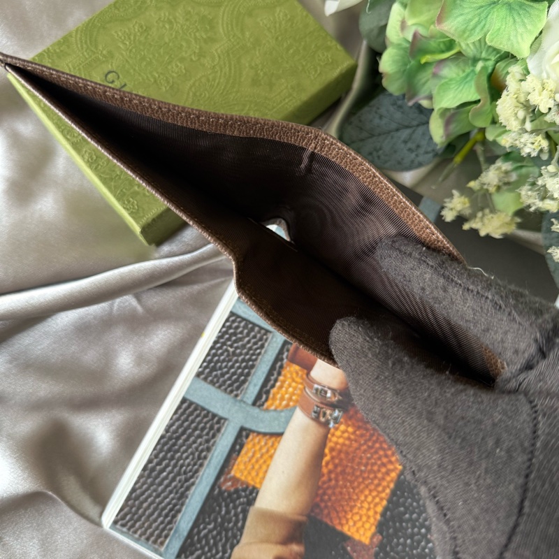 Ophidia GG 塗層帆布綠紅迷你對開4卡短夾(米色/烏木色)-7