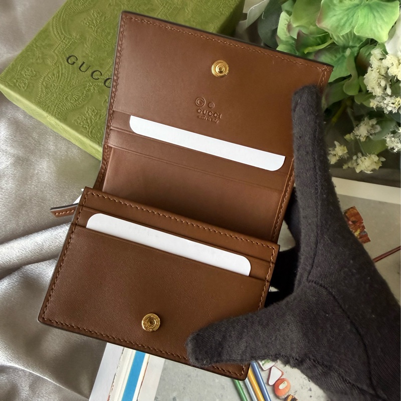 GG Supreme 塗層帆布二折卡片小短夾(米色/烏木色)-7