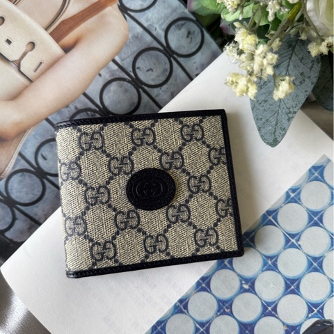 Interlocking G Logo 對開8卡短夾(米色/黑藍色)