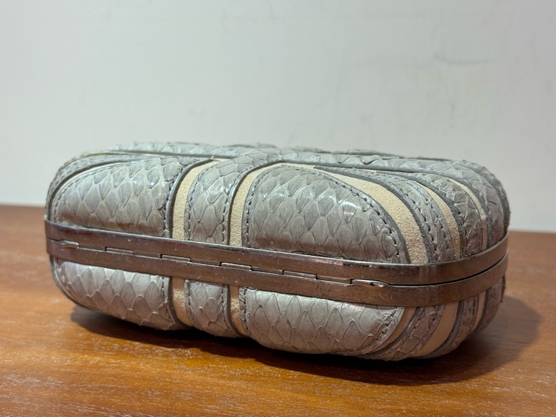 Alexander McQueen 骷髏頭手拿包-11