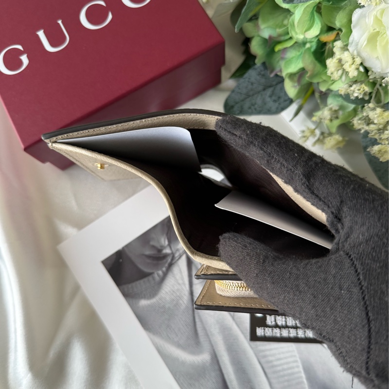 GG Marmont 塗層帆布及皮革中型二折短夾(米色)-9