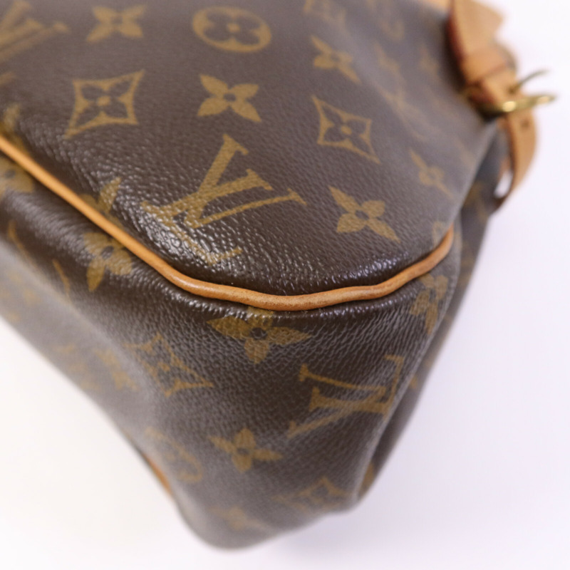 LOUIS VUITTON Monogram Batignolles Horizontal金扣肩背袋-10