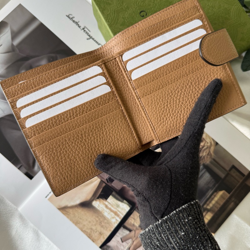 Marmont 金色標誌粒紋皮革釦式二折短夾(裸粉色)-8