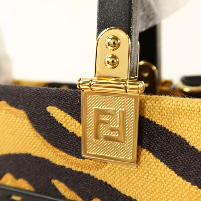 FENDI 帆布Sunshine Medium金扣手挽肩背兩用袋-11