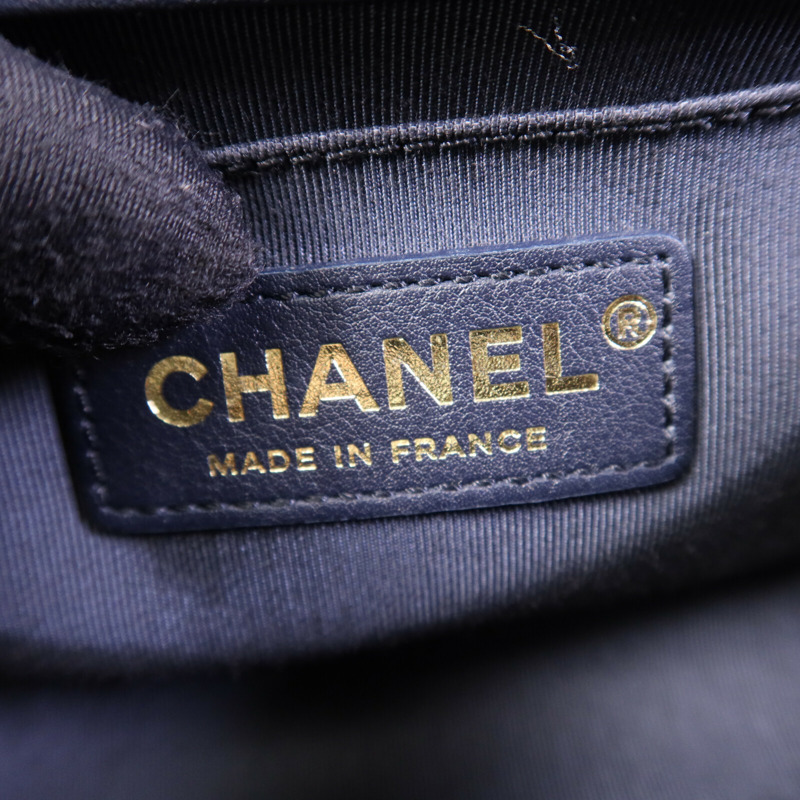 CHANEL 羊皮皮革Boy 20金扣鏈帶肩背袋-5