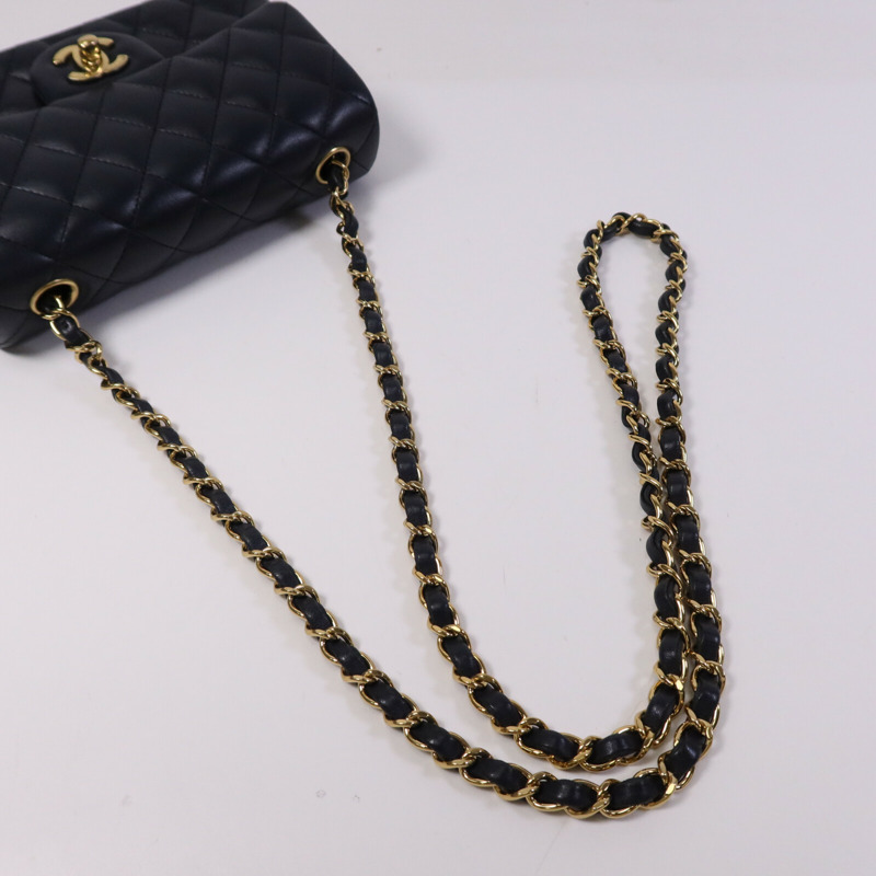 CHANEL 羊皮皮革Mini Classic 20金扣鏈帶肩背袋-8