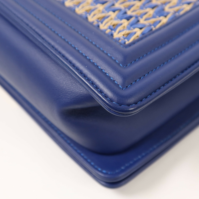 CHANEL Raffia Chanel Boy 25金扣鏈帶肩背袋-14