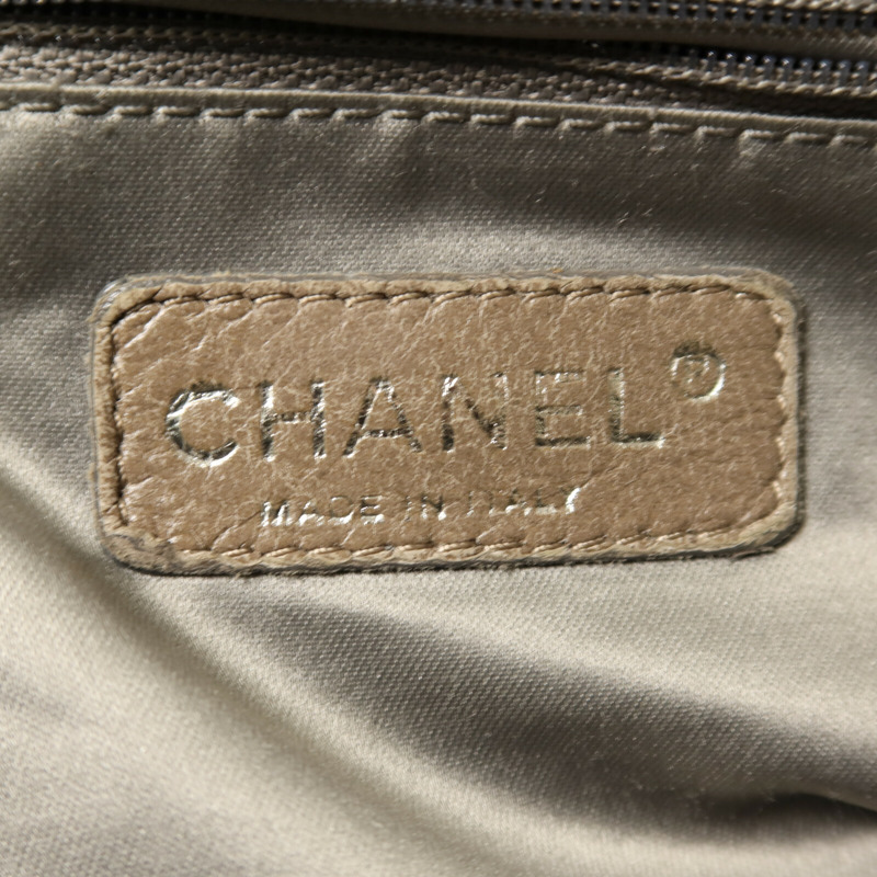 CHANEL 漆皮皮革Shoulder Bag肩背袋-5