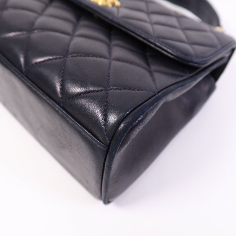 CHANEL 羊皮皮革Vintage Flap Bag金扣手挽袋-10