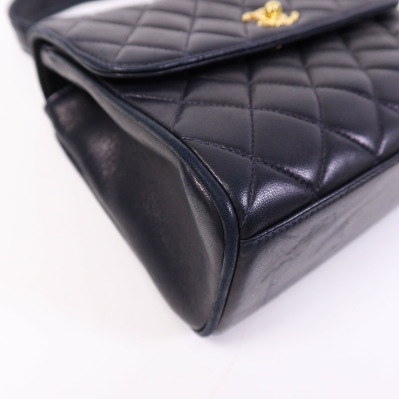 CHANEL 羊皮皮革Vintage Flap Bag金扣手挽袋-11