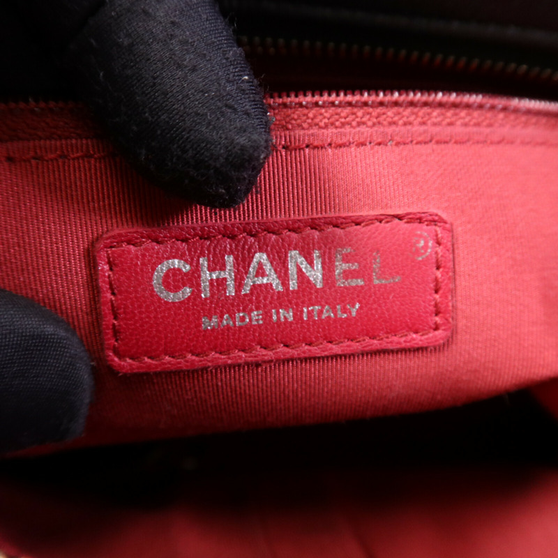 CHANEL 牛皮皮革Gabrielle Large鏈帶肩背袋-5