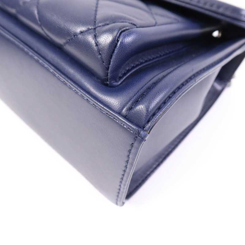 CHANEL 羊皮皮革Chain Shoulder Bag銀扣鏈帶肩背袋-10