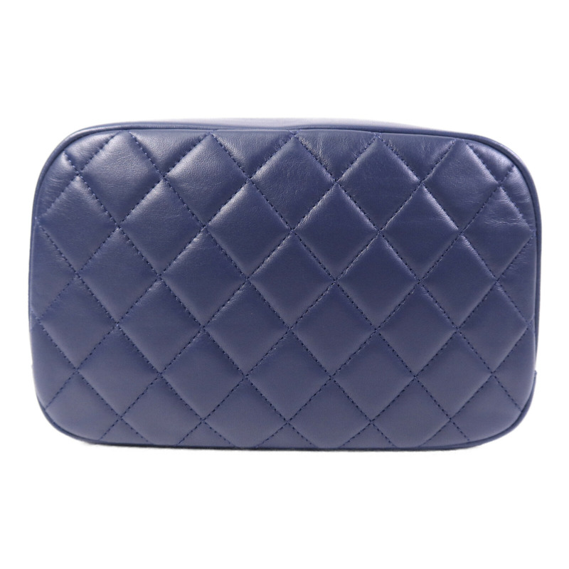 CHANEL 羊皮皮革Pouch銀扣手拿包-1