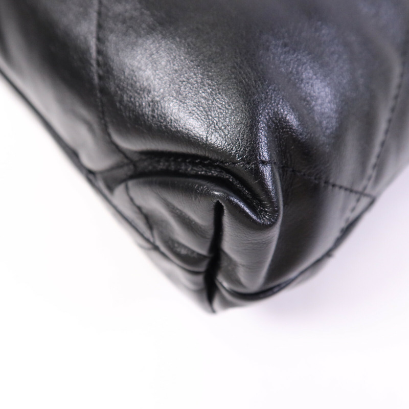 CHANEL 牛皮皮革C22 Mini金扣鏈帶肩背袋-12