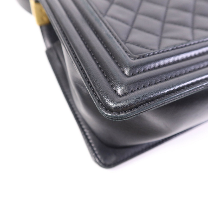 CHANEL 羊皮皮革Boy 25金扣鏈帶肩背袋-13