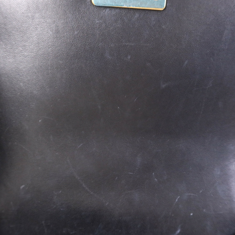 CHANEL 羊皮皮革Boy 25金扣鏈帶肩背袋-16