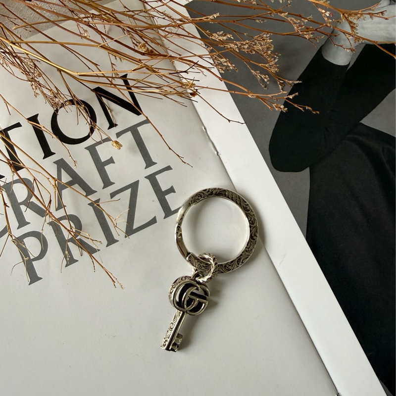 GG Marmont 鑰匙造型鑰匙圈(銀色)-0