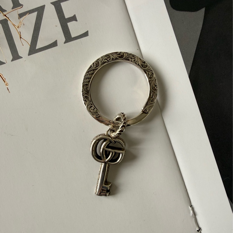 GG Marmont 鑰匙造型鑰匙圈(銀色)-1