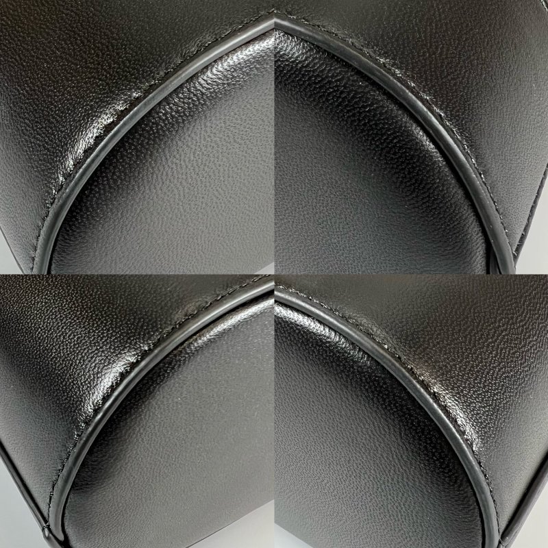 VALENTINO 黑色水桶側肩包-11