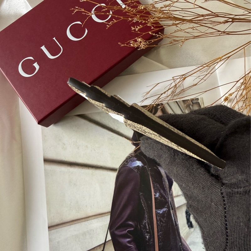 GG Emblem 塗層帆布及皮革多卡卡片夾(米色/深棕色)-4