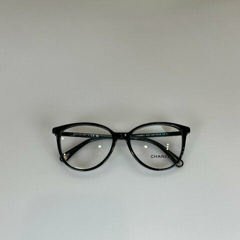 CHANEL 黑細框平光墨鏡
