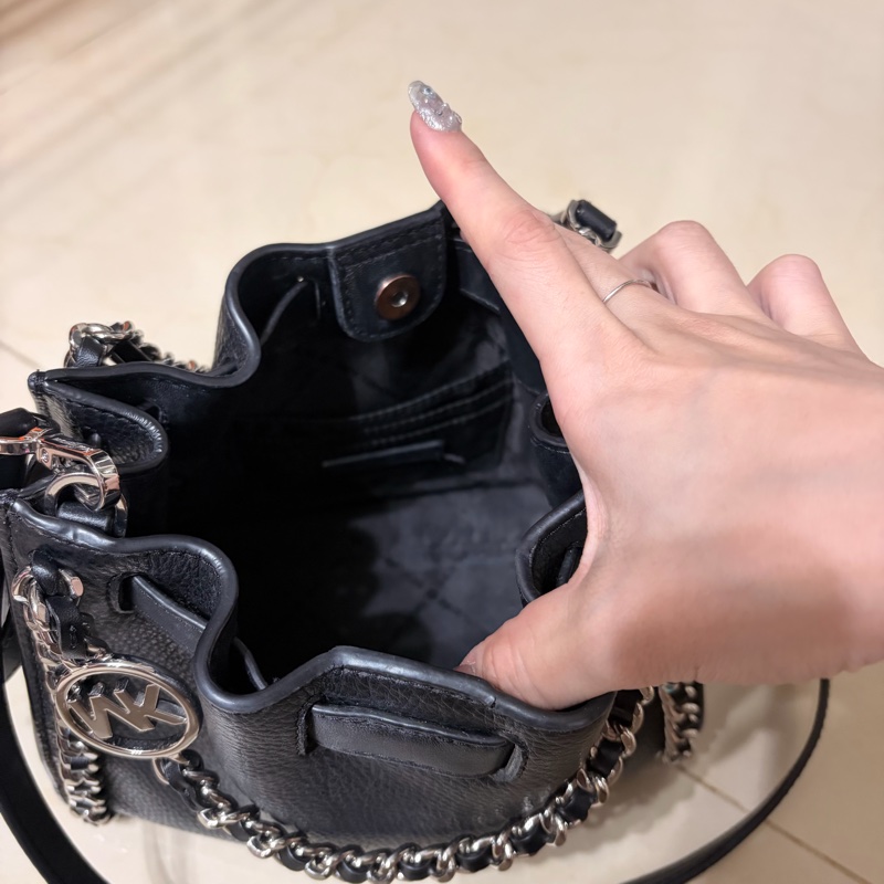 現貨💕~美國🇺🇸Michael kors MK Mina單肩斜側水桶包-2