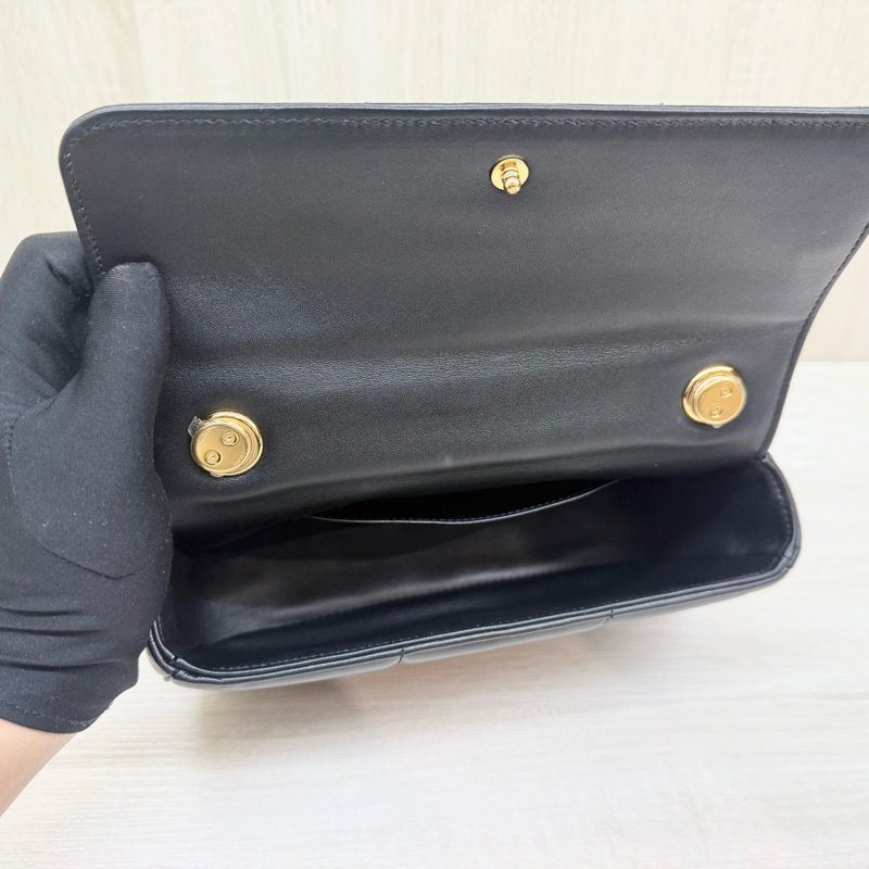 CELINE黑金牛皮MATELASSE MONOCHROME肩背鏈包-7