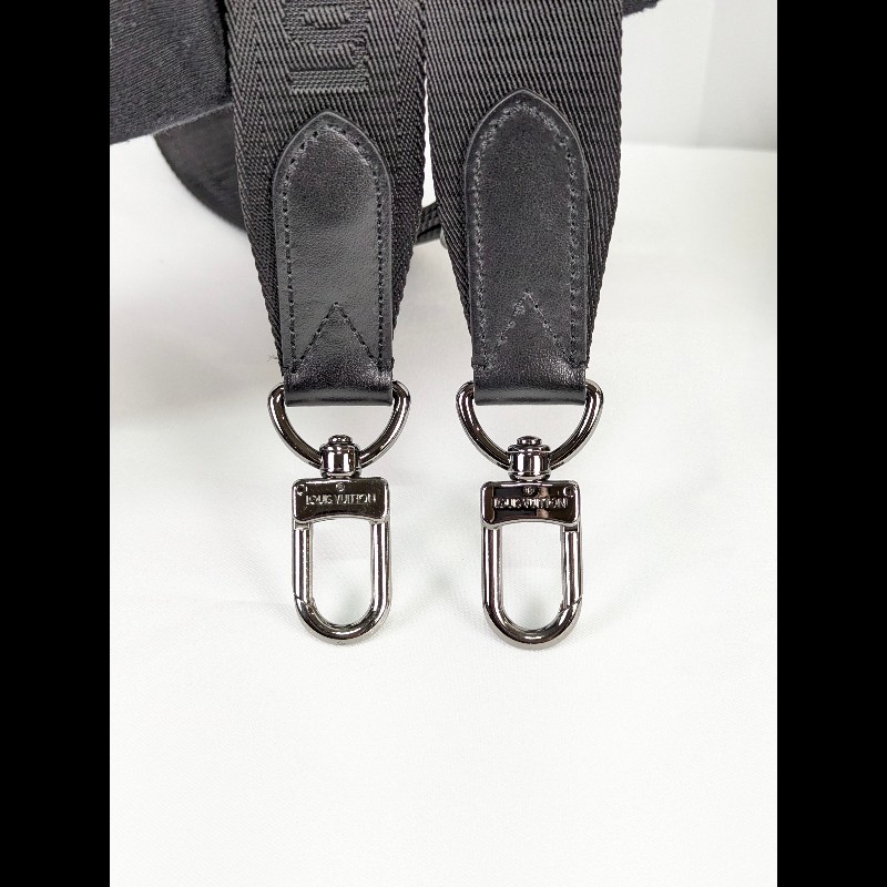 莉亞精品♡LV 三合一郵差包 近新閒置-27