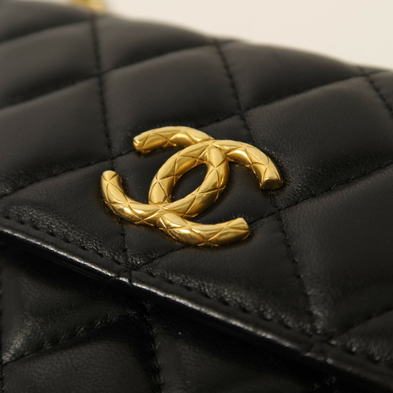 CHANEL 羊皮皮革Chain Shoulder金扣鏈帶肩背袋-9