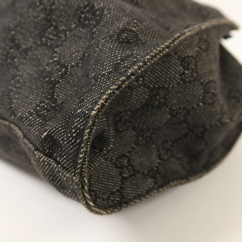 GUCCI 帆布Vintage Hobo Bag金扣肩背袋-12